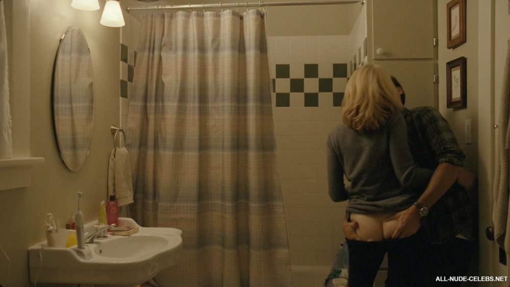 Naked beauty Carli Banks