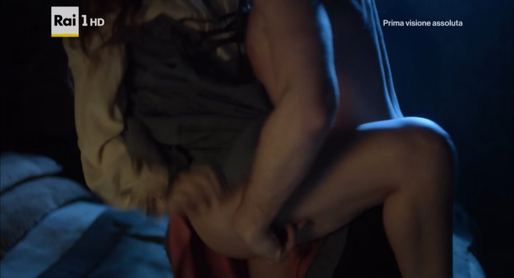 1994 Series Miriam Leone Nude Scene