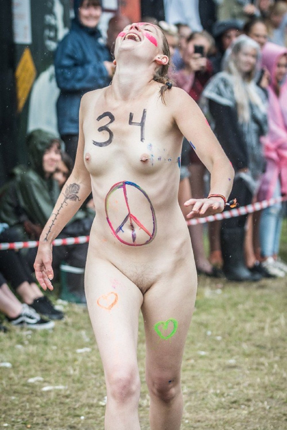 Tufts Naked Quad Run Sexy Naked Welsh Women