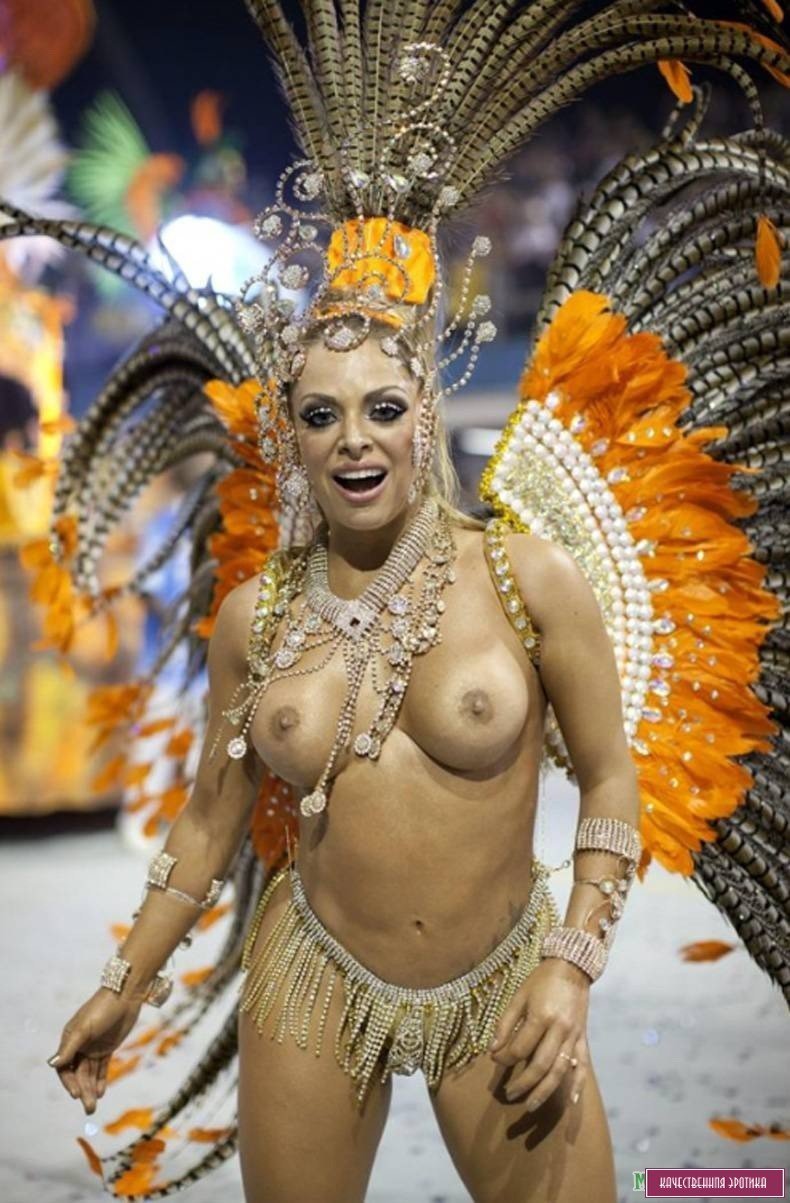 Andrea Martins Brazili Carnival