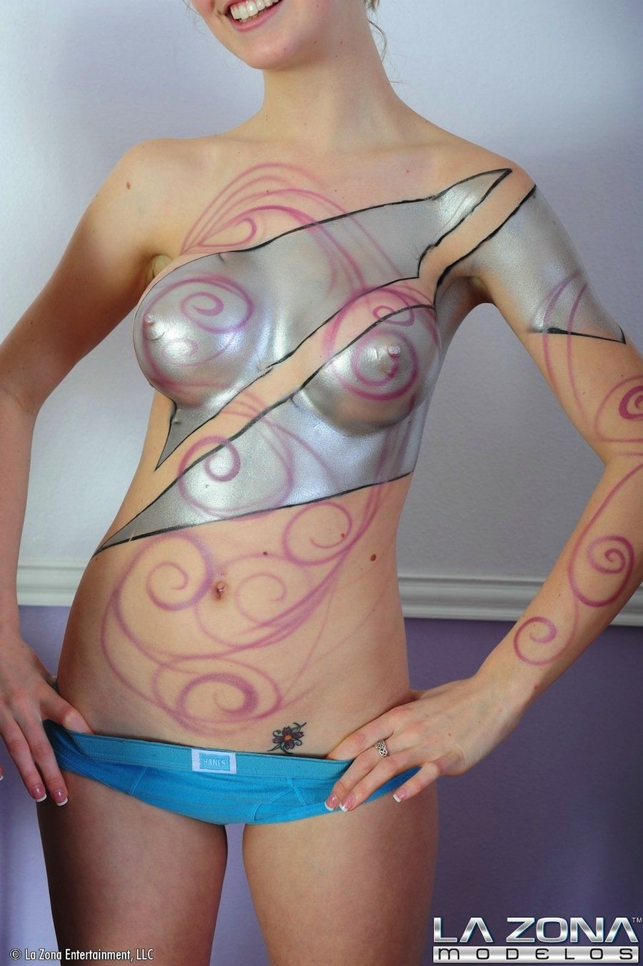 Drawing on a naked female body