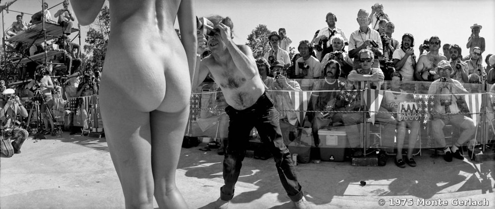 Beauty contest of naked women