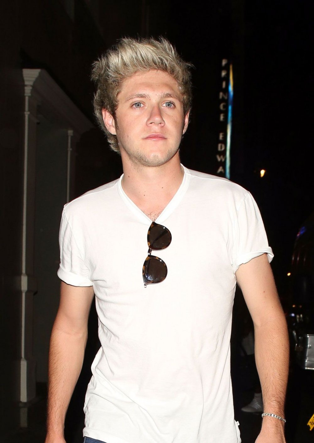 Niall Horan is small