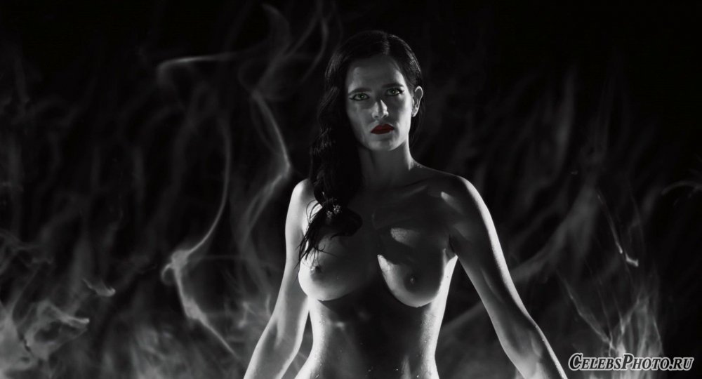 Eva Green City of Sins 2 in the pool