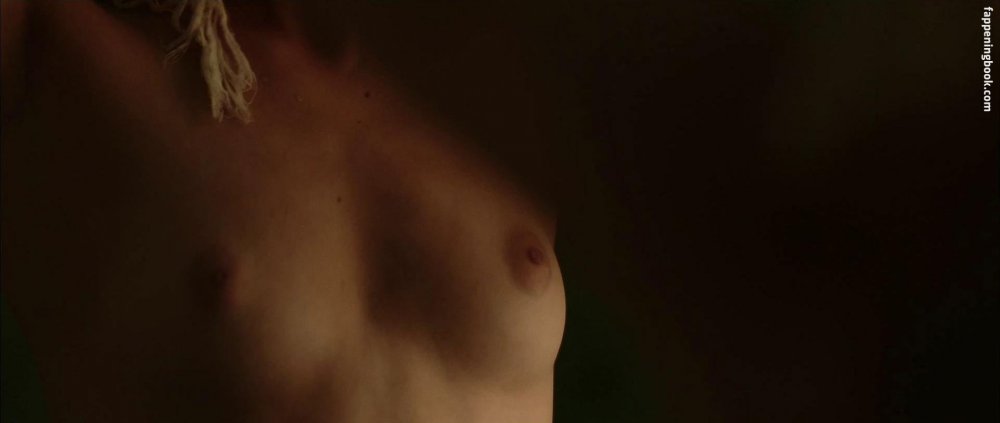 Mackenzie Davis Terminator Naked