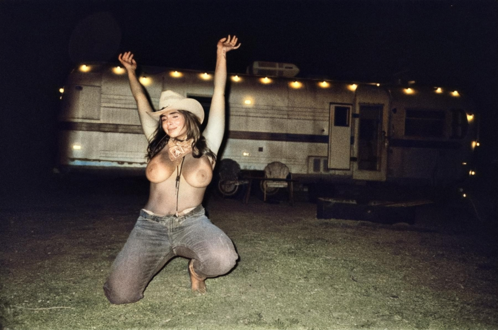 Mila Santos naked breasts