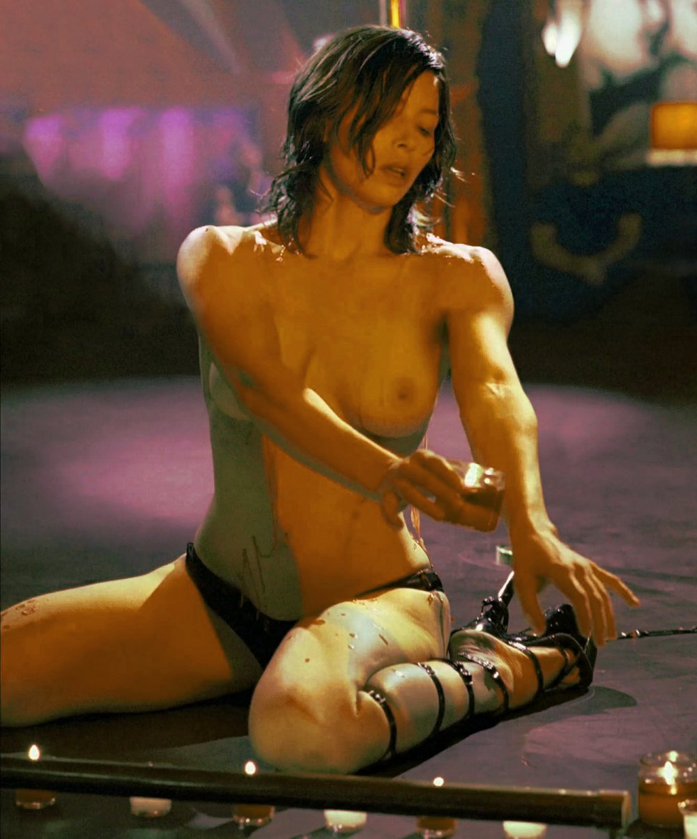 Jessica Biel in Ero Scenes