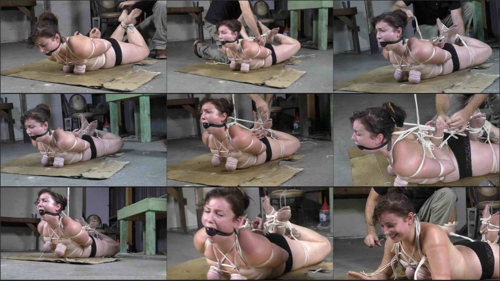 Borderland Bound Big Tits Strapon