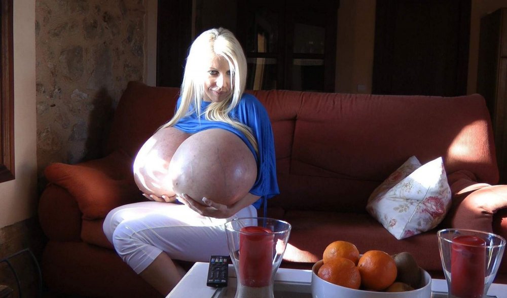 MIRA HILLS (Beshine) Tits