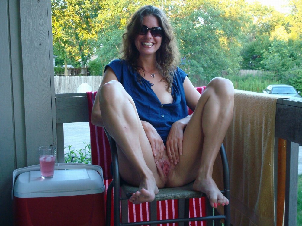 Amateur Mature Flash Pussy Homemade