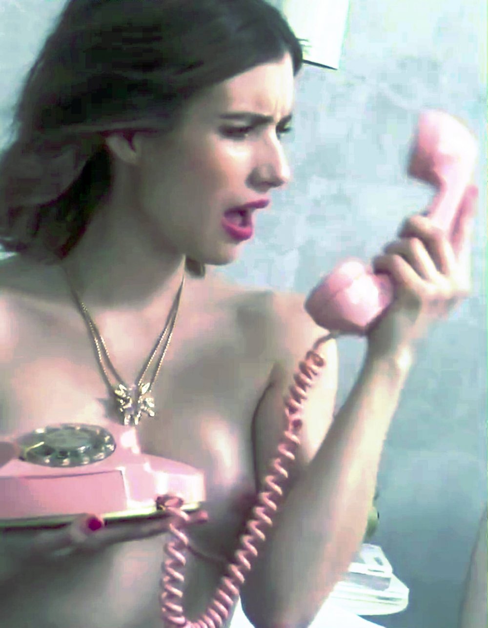 Naked Emma Roberts Fake