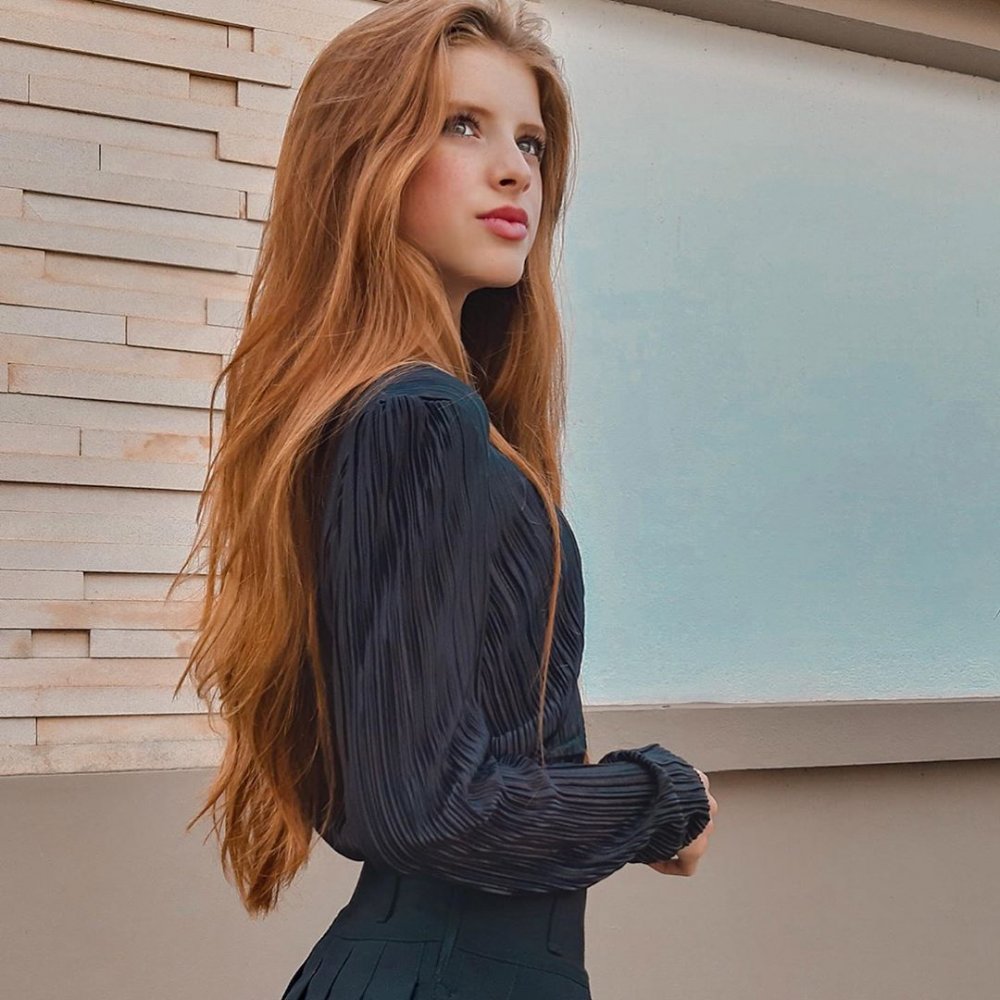 Julia vitória Mayer