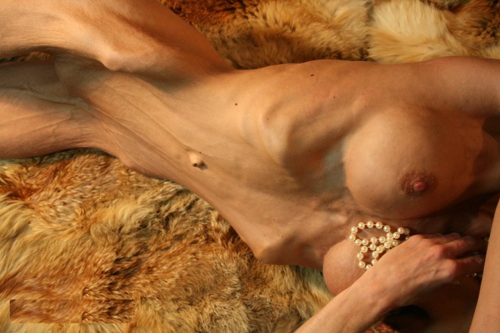 Anorexics are erotic