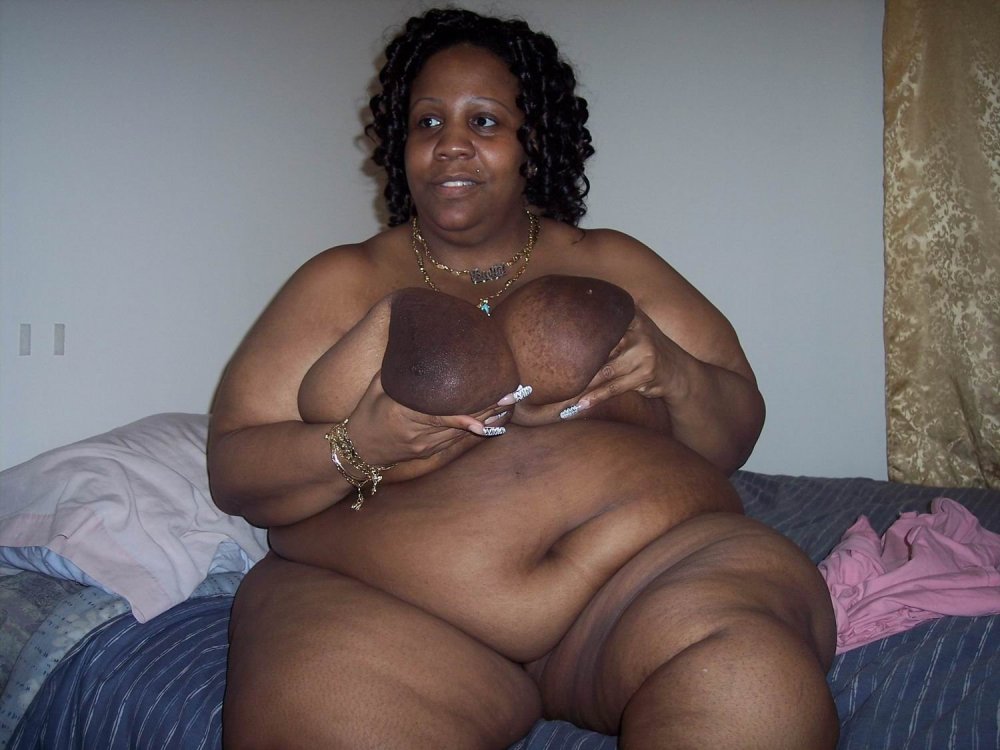 Naked women thick black