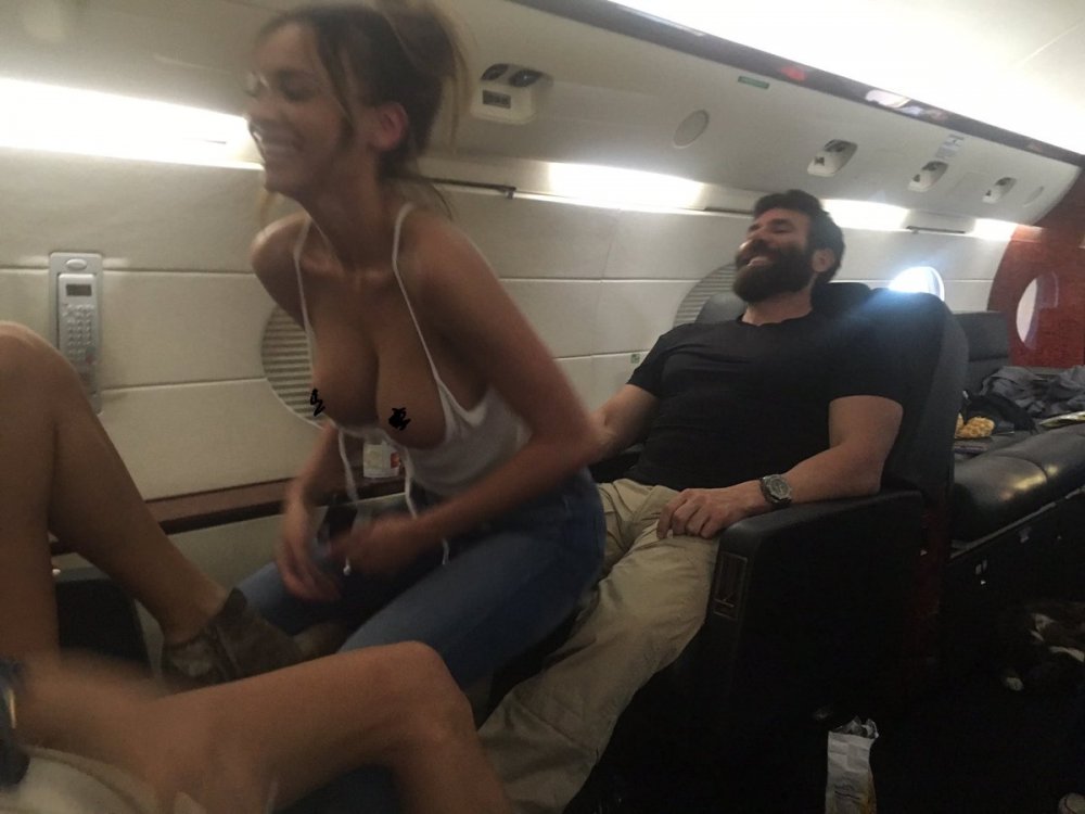 Dan Bilzerian Hot Girls