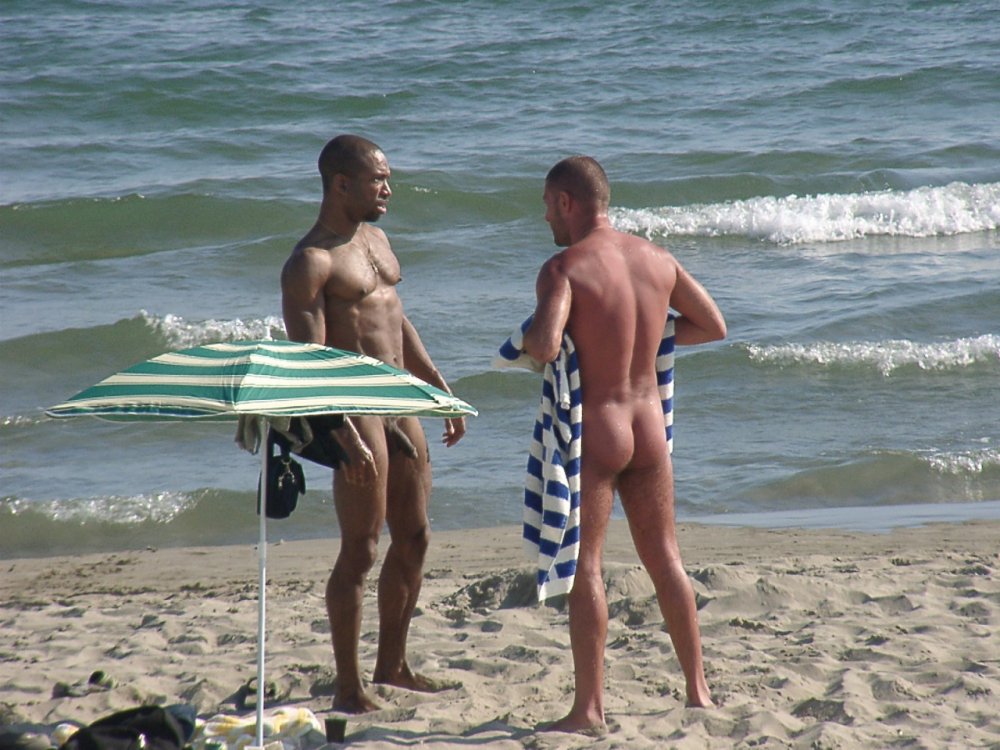 Erection on a nudic beach