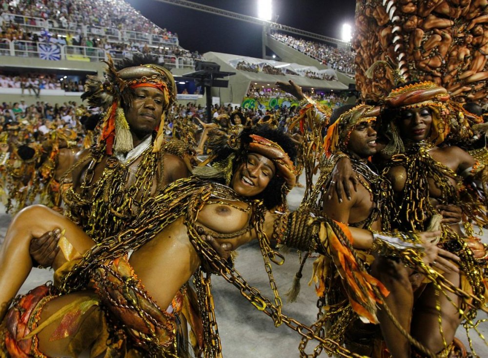 Carnival in rio de janeiro tits