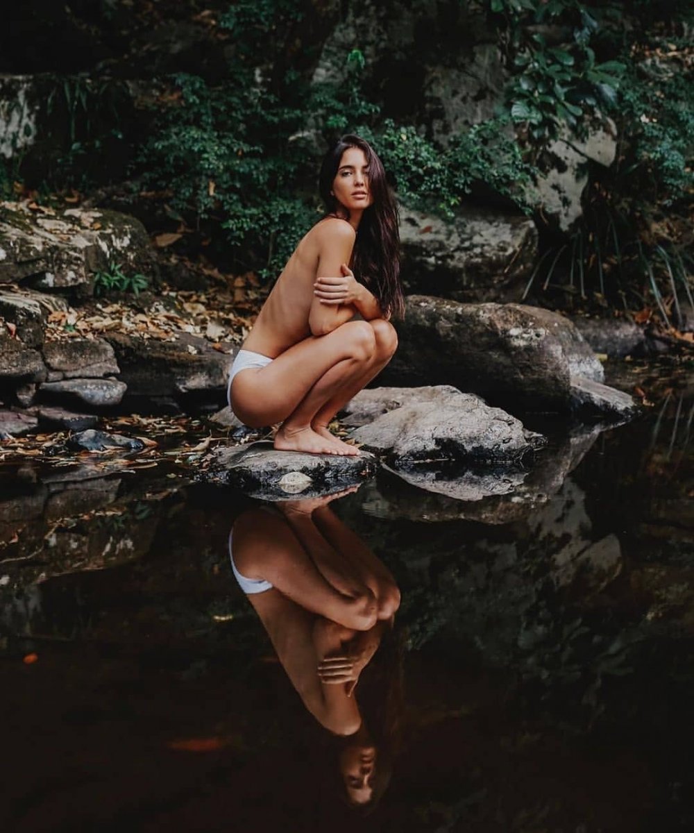 Elisha herbert twins naked