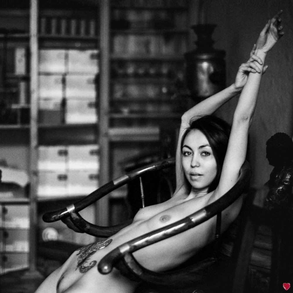 Naked Elizabeth Kozlova