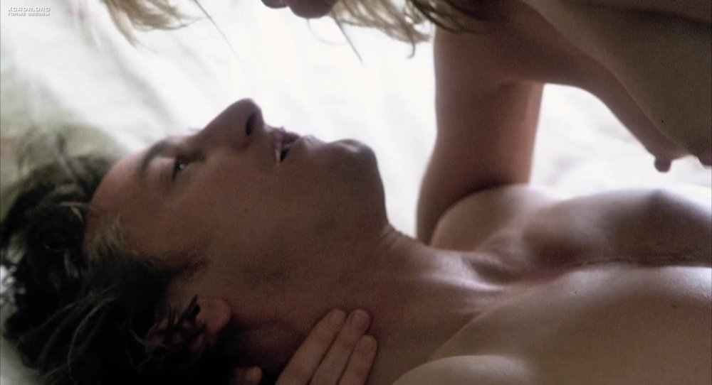 Naomi Watts Nude Paparazzi Balcony