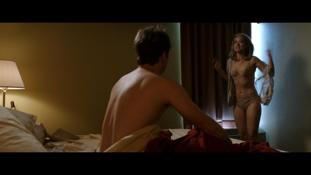 Michelle Monaghan Sex Scene Fort Bliss (2014)