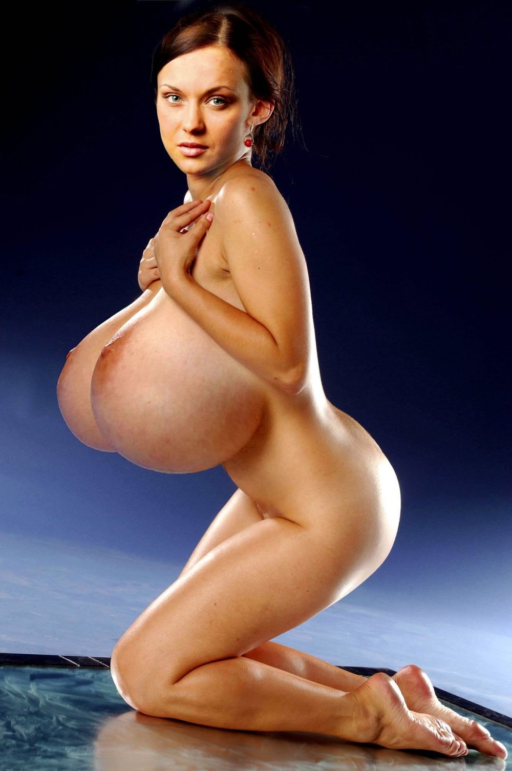 Big -breasted adriana nadine j de