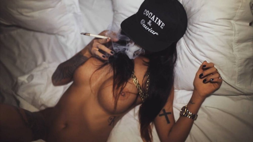Luxurious naked women