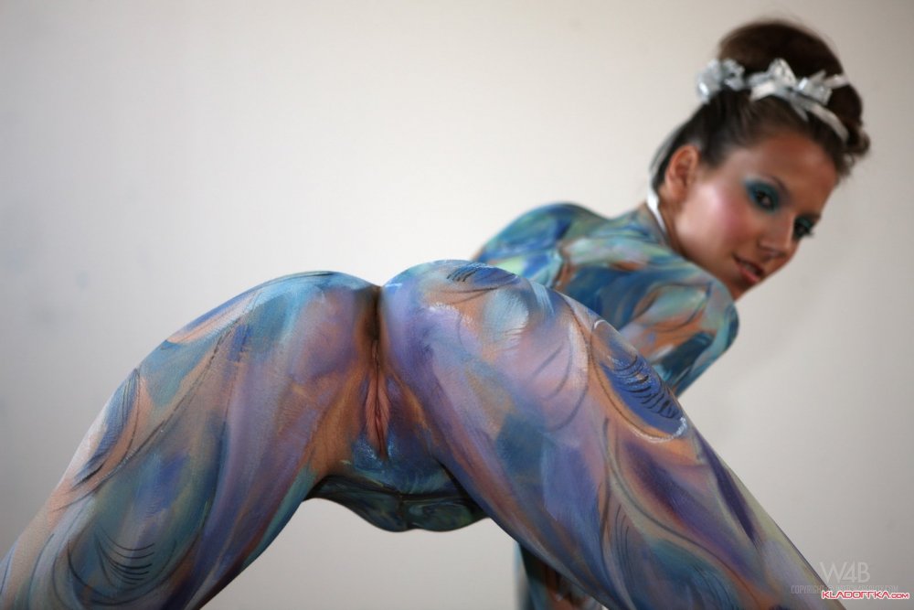 Nude photo shoot in Bodiart paint