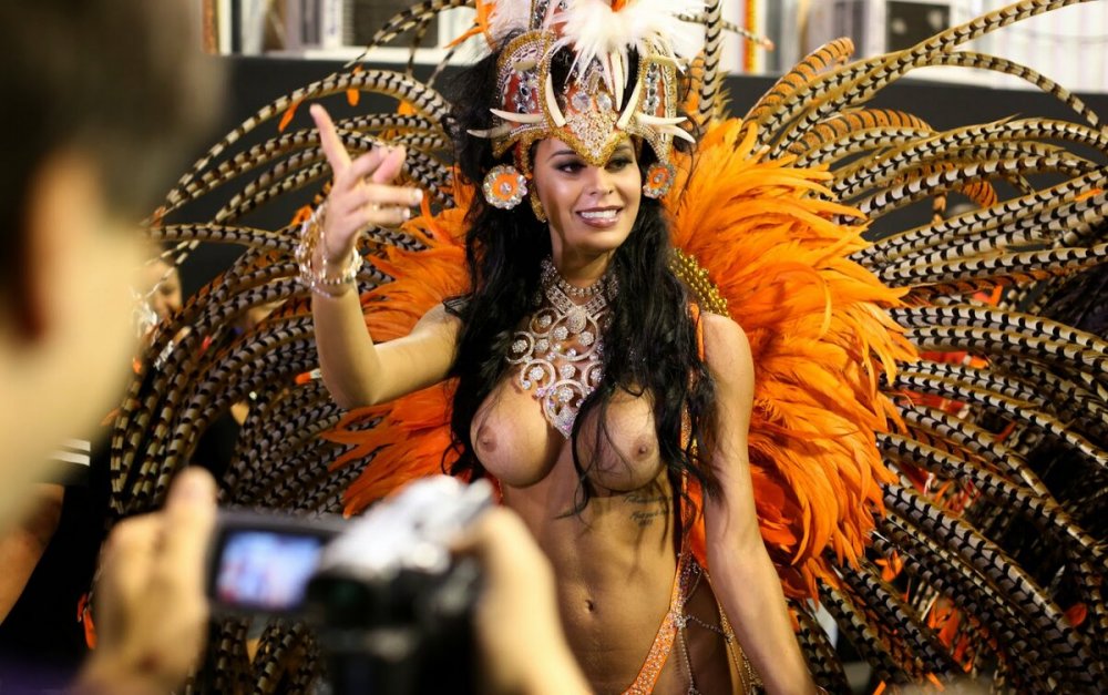 Naked carnival Brazil 1986