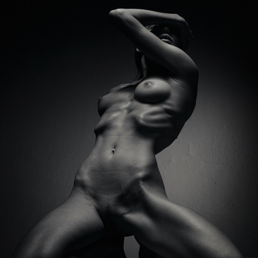Naked woman in front