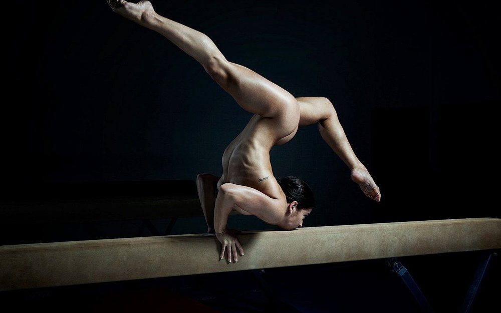 Gymnast Logan Drae