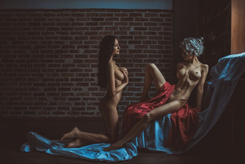 Naked sports women