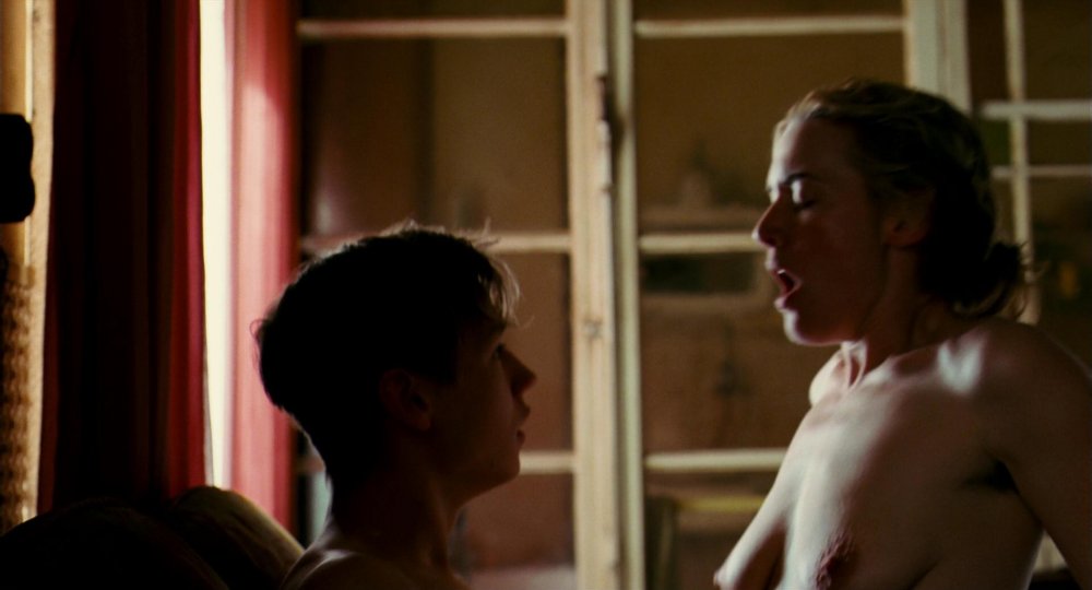 Kate Winslet naked