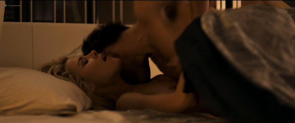 Jennifer Walcott naked