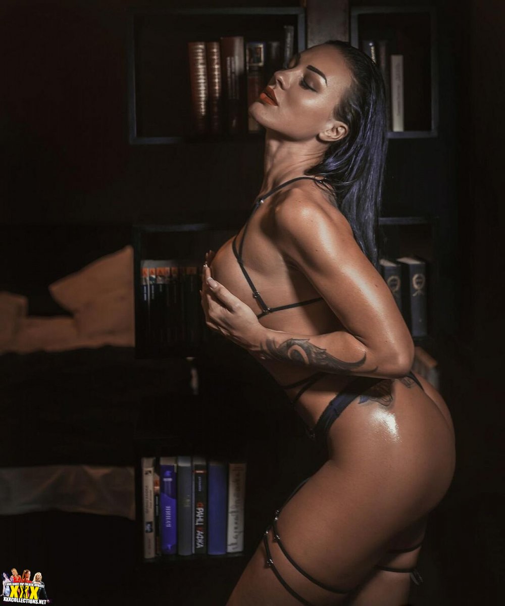 Model Oxy Konovalova