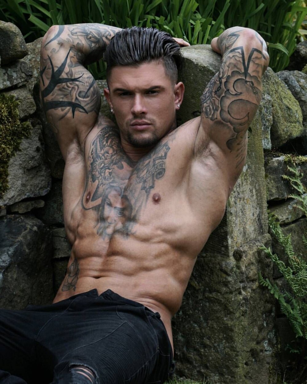 Andrew Inland fashion model