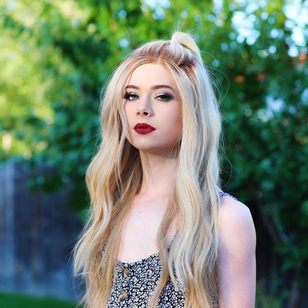 Jake Warden repainted the girl