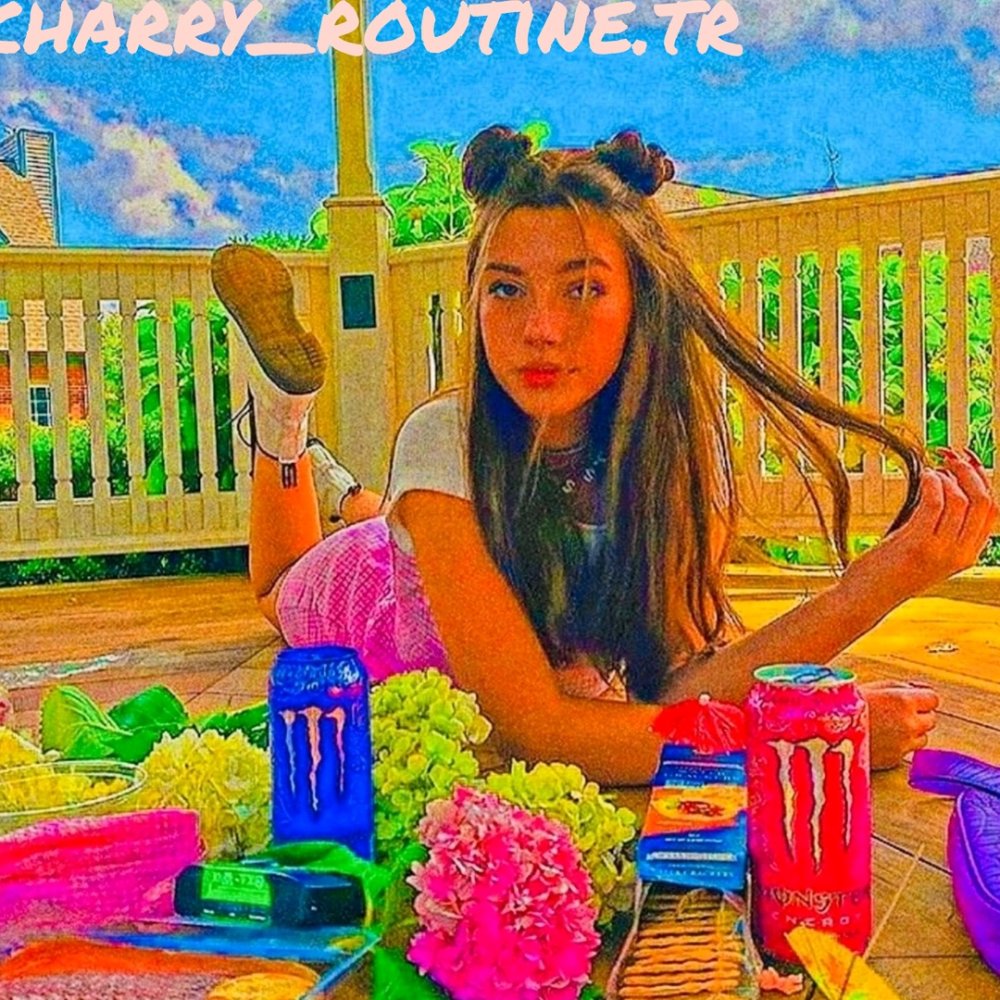 Wallpaper with Hello Kitty Black