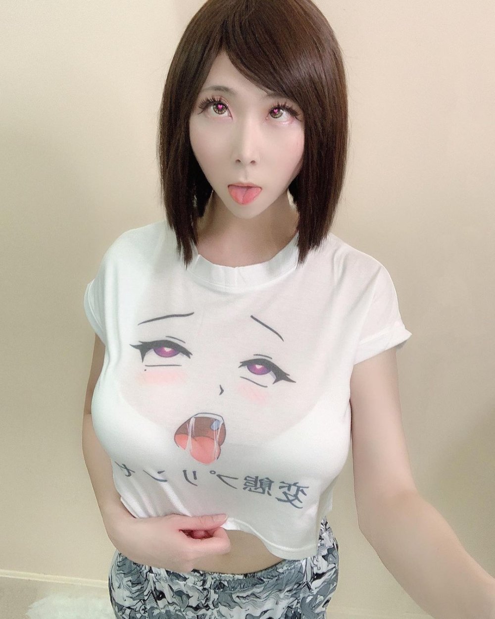 Nickycoser Full breast