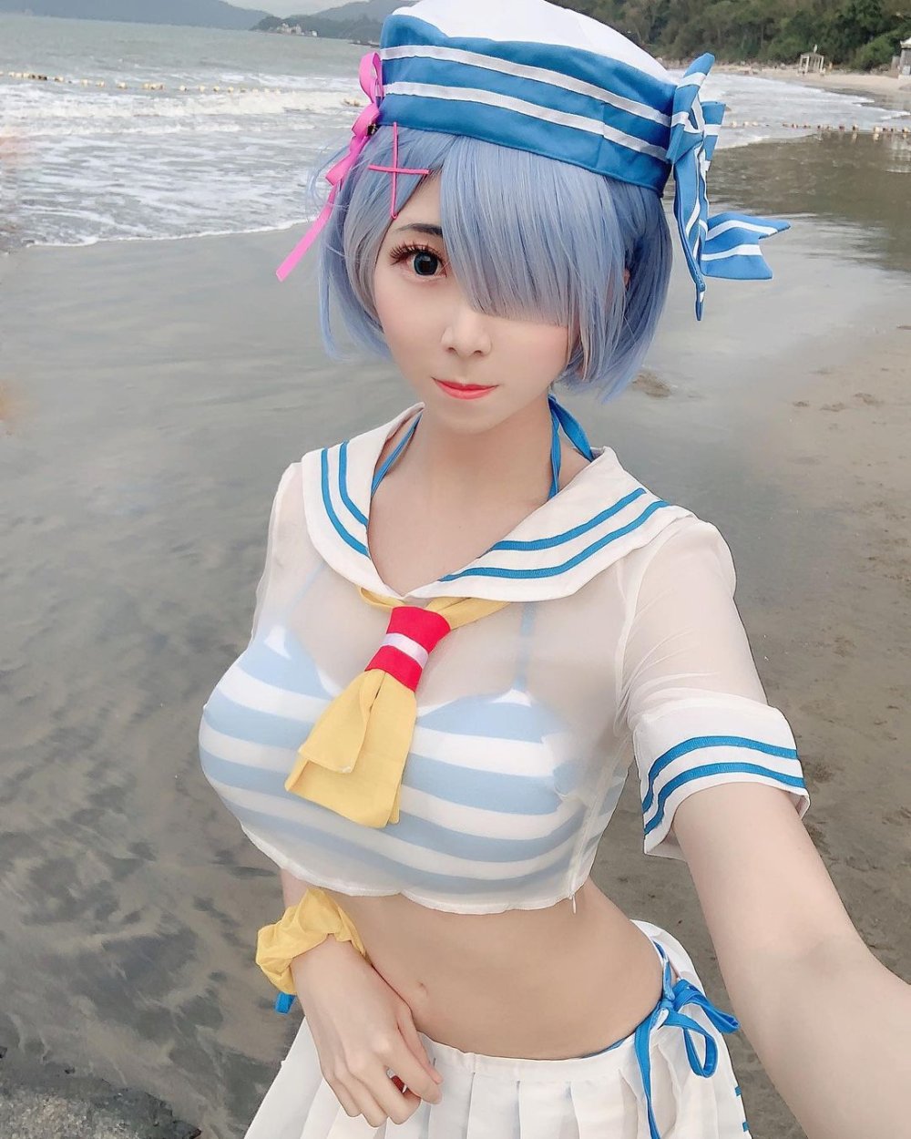 Cosplay Nickycoser Mona