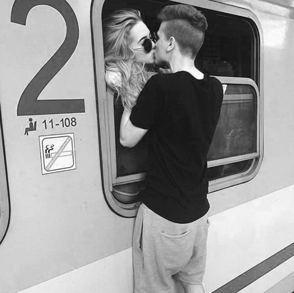 Anya Pokrov and Arthur Babich kiss