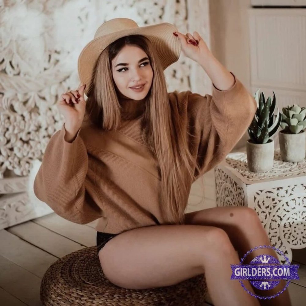 Anya Pokrov Tiktokersh