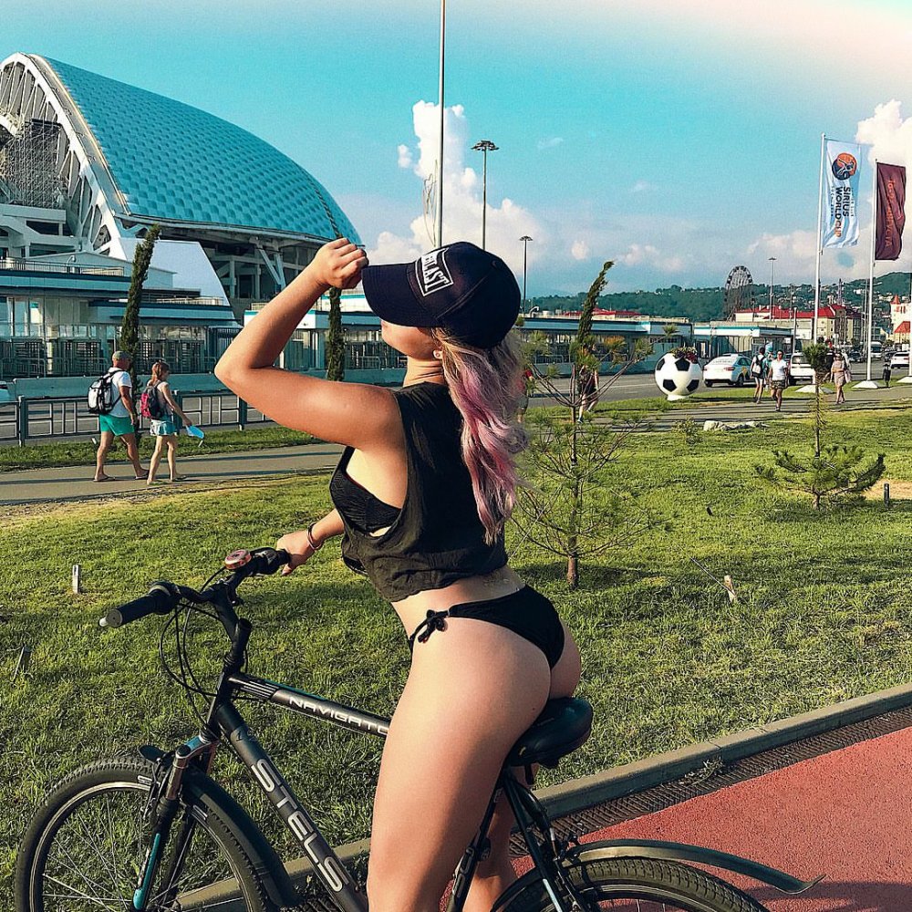 Anya Pokrov and Arthur Babich