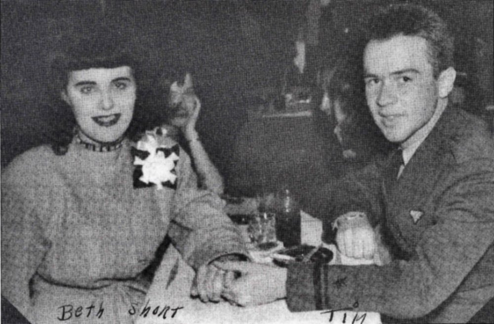 Elizabeth Hurley Hot