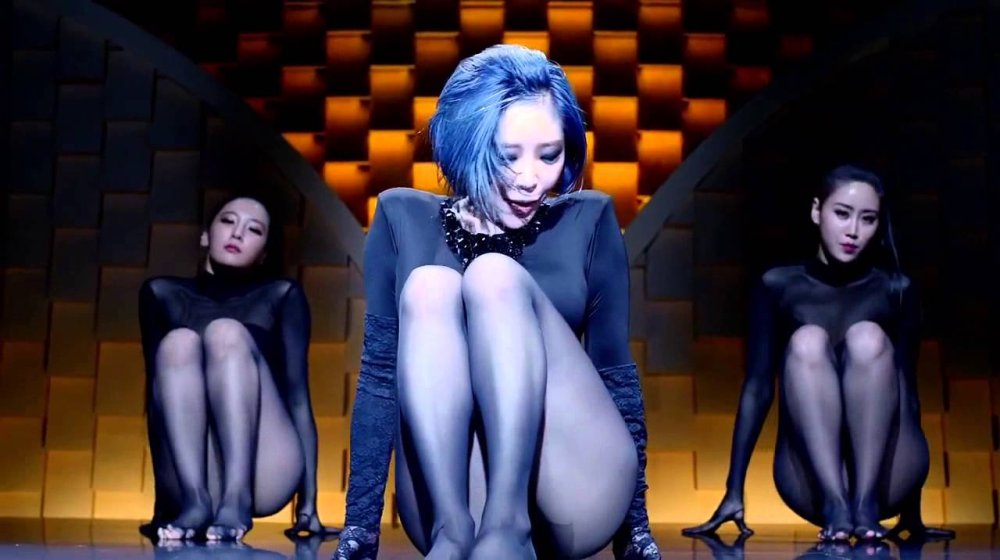 ALODIA Gosiengfiao Anal