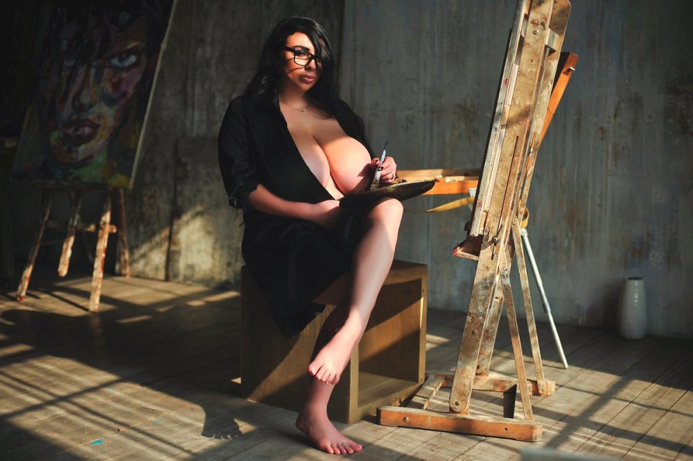 Model Anastasiya Berthier 2020