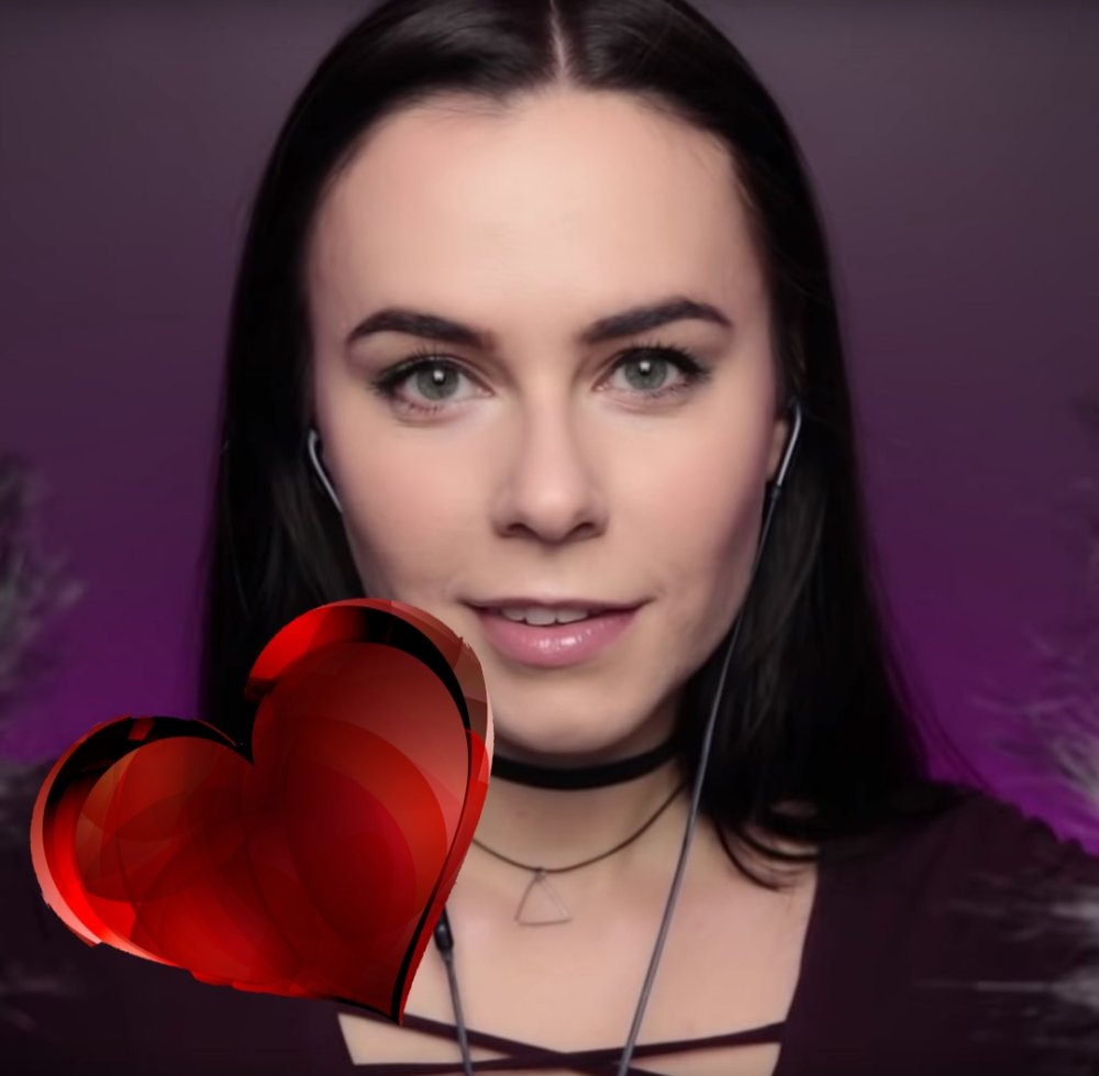 Heyhelen Asmr shows a tongue