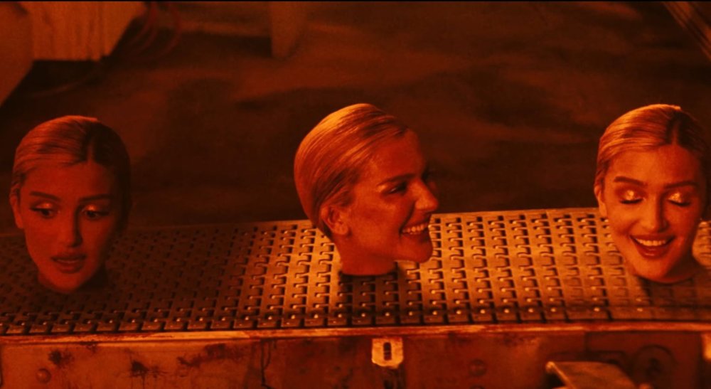 Dylara and Dina Saeva