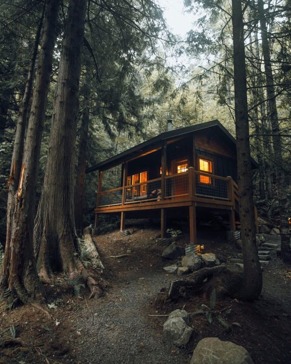 The bedroom in the hut