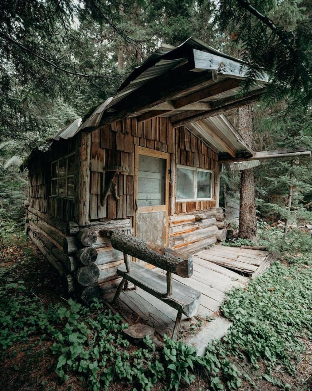 And Frame House Shalash